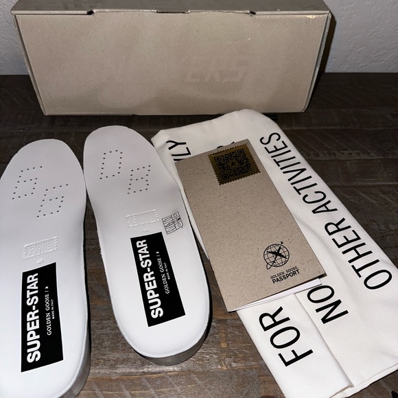 Golden Goose Superstar Sneakers - Picture 6 of 7